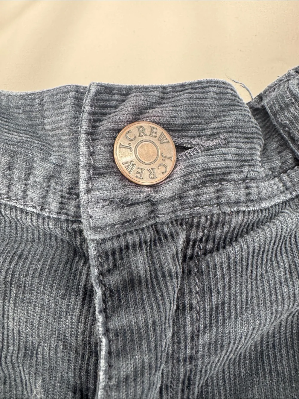 J. Crew waist 31” signs